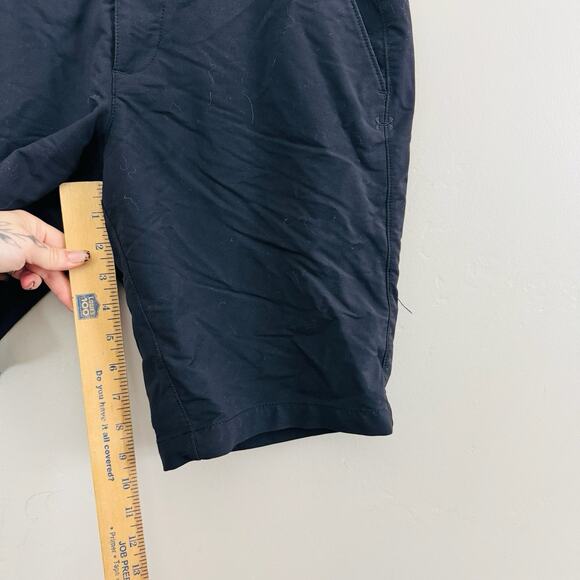 Under Armour Black Chino Shorts Men’s Size 32 - Picture 4 of 7